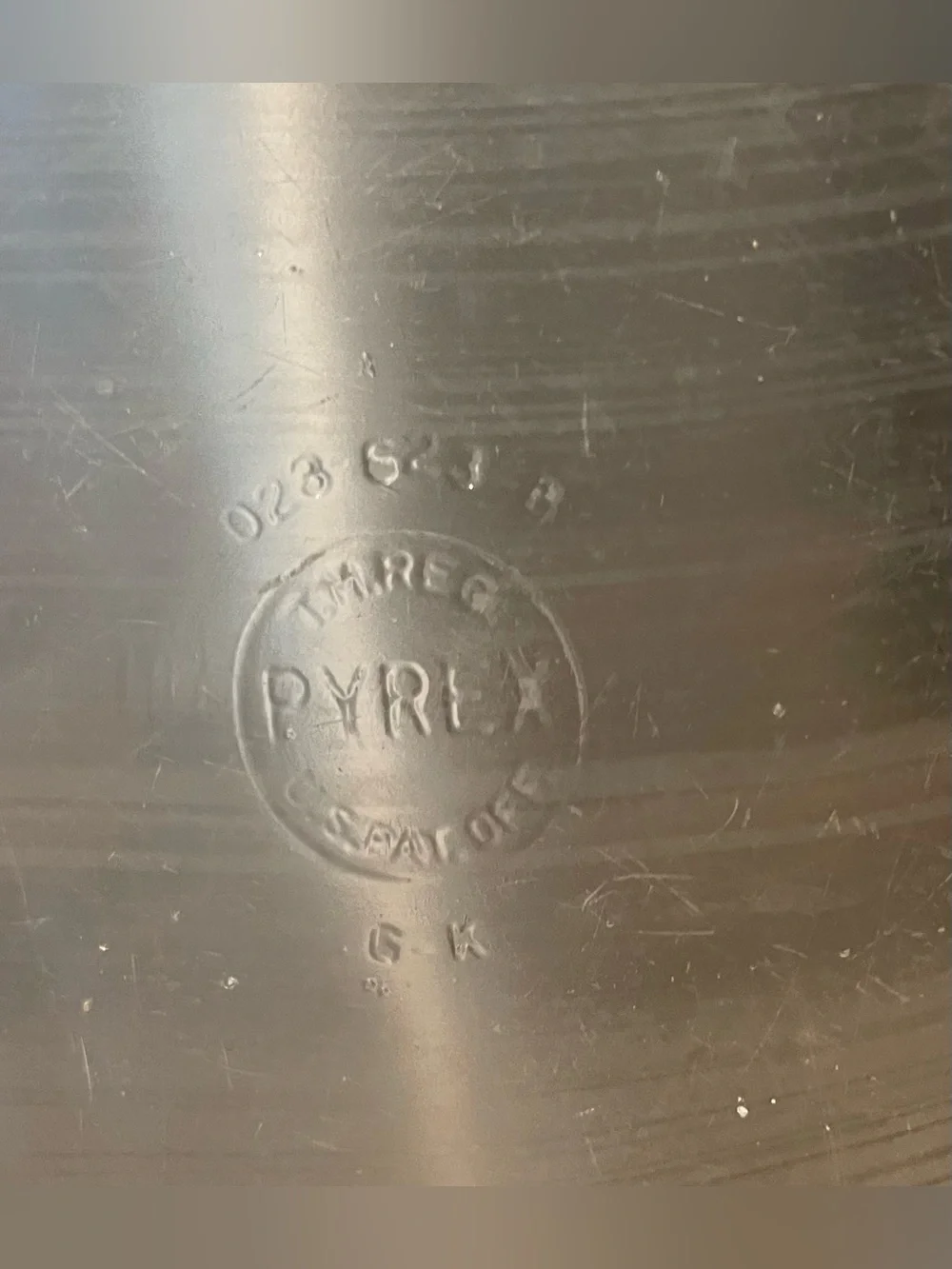 Vtg Art Deco Early Pyrex Round Etched Dish 023-with Clear Glass Dish. NO LID.